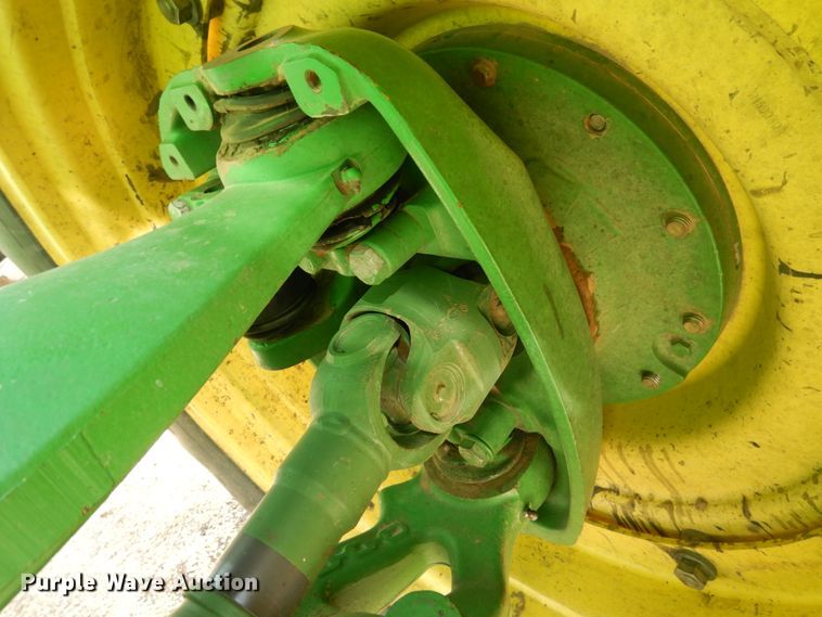 image for item DJ3013 2002 John Deere 8520 MFWD tractor