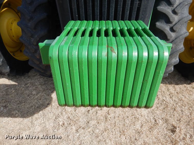 image for item DJ3013 2002 John Deere 8520 MFWD tractor