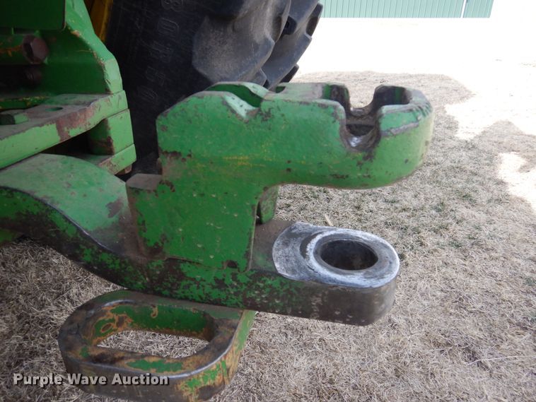 image for item DJ3013 2002 John Deere 8520 MFWD tractor