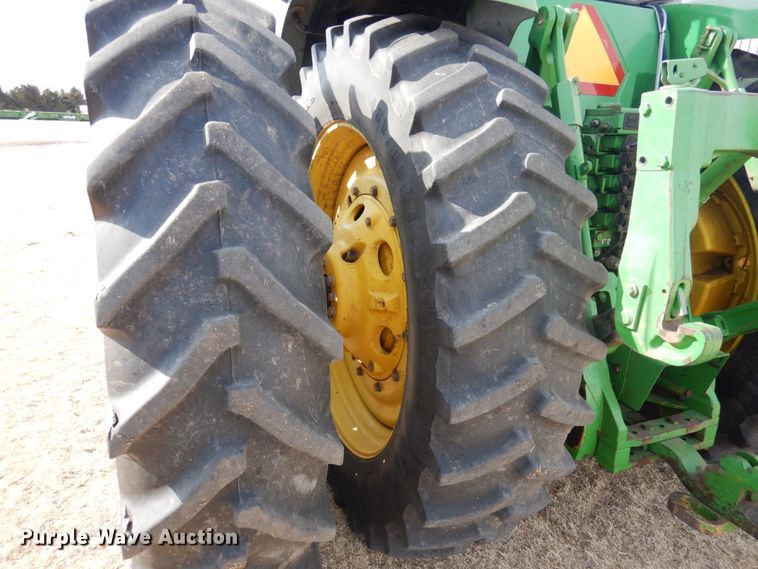 image for item DJ3013 2002 John Deere 8520 MFWD tractor