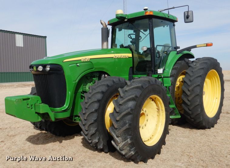 image for item DJ3015 2005 John Deere 8520 MFWD tractor