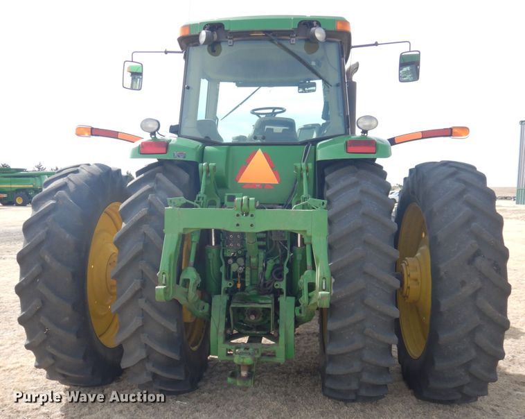 image for item DJ3015 2005 John Deere 8520 MFWD tractor