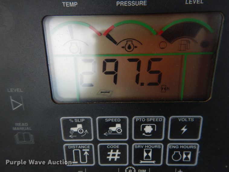 image for item DJ3015 2005 John Deere 8520 MFWD tractor