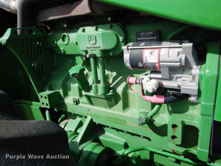 image for item DJ3015 2005 John Deere 8520 MFWD tractor