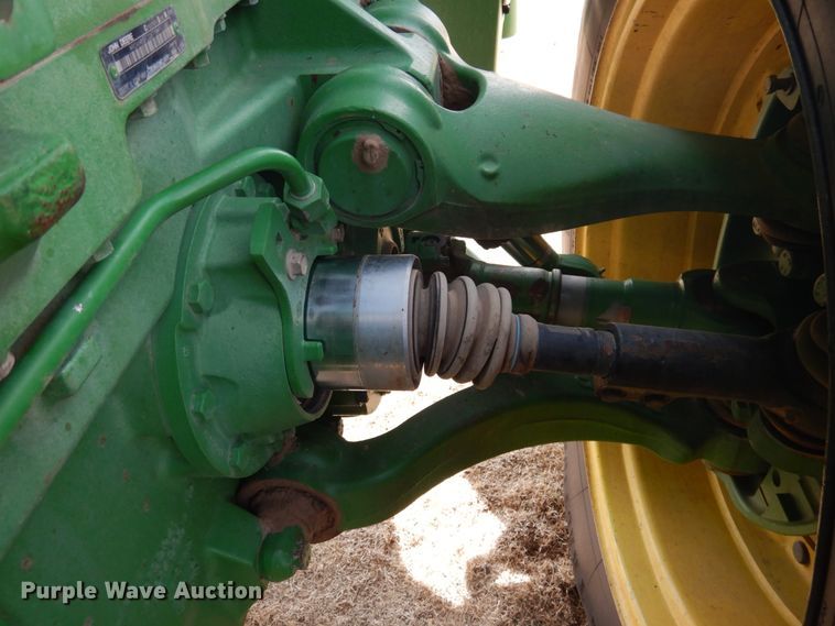 image for item DJ3015 2005 John Deere 8520 MFWD tractor