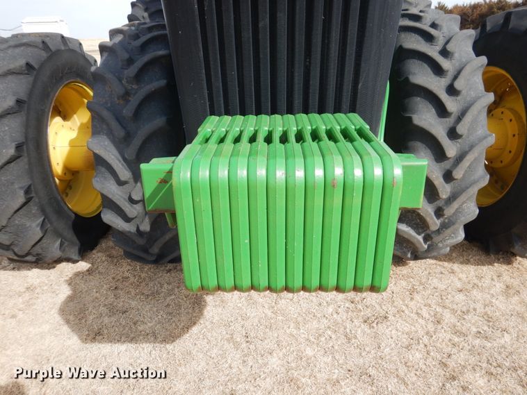 image for item DJ3015 2005 John Deere 8520 MFWD tractor