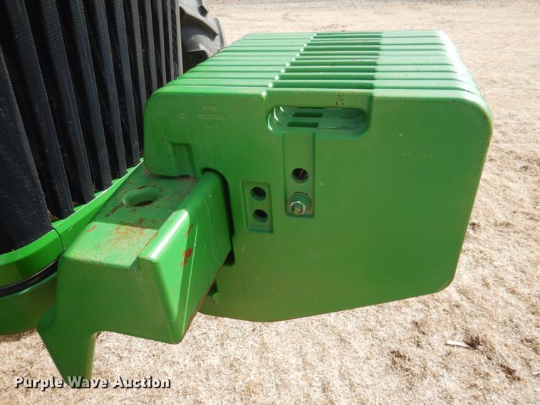 image for item DJ3015 2005 John Deere 8520 MFWD tractor