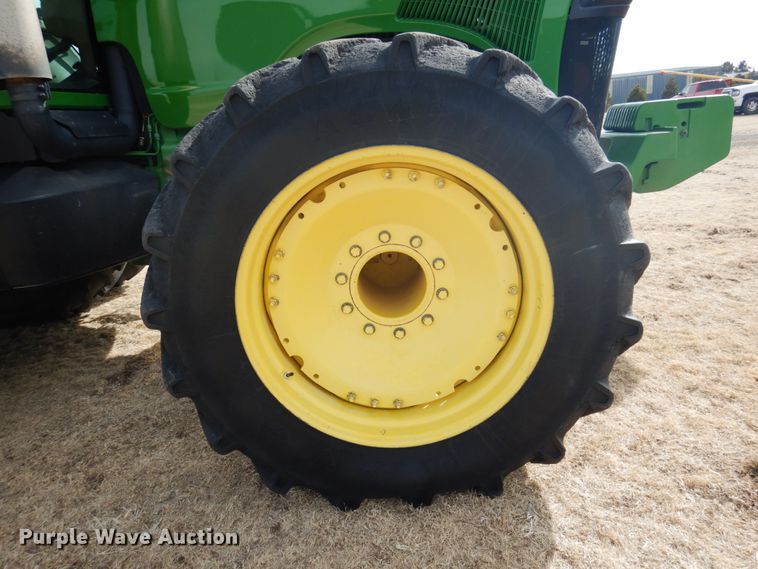 image for item DJ3015 2005 John Deere 8520 MFWD tractor