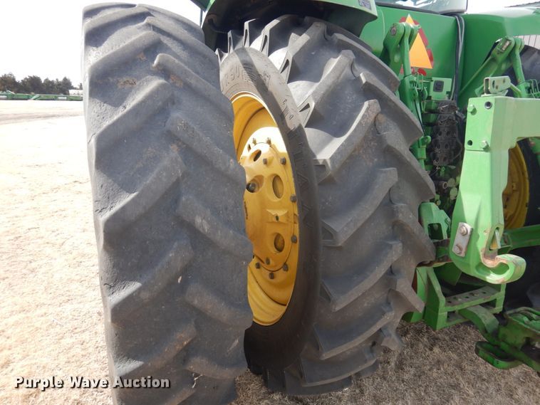 image for item DJ3015 2005 John Deere 8520 MFWD tractor