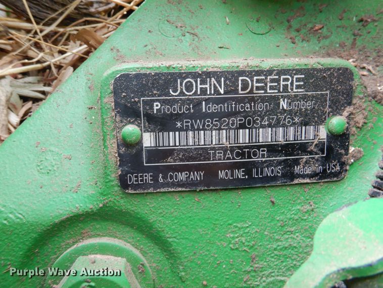 image for item DJ3015 2005 John Deere 8520 MFWD tractor