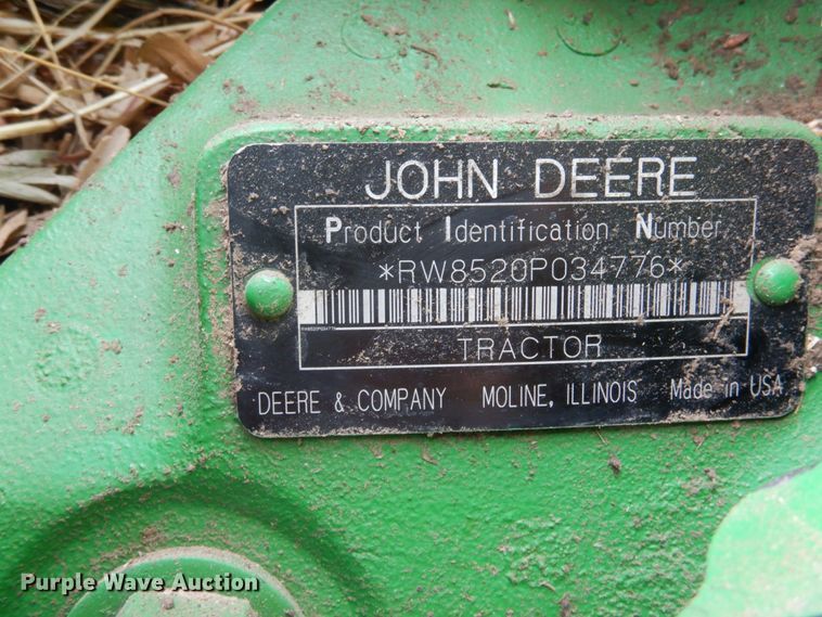 image for item DJ3015 2005 John Deere 8520 MFWD tractor