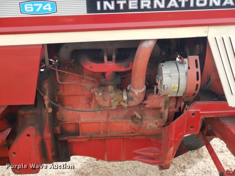 image for item DJ3017 1975 International 674 tractor
