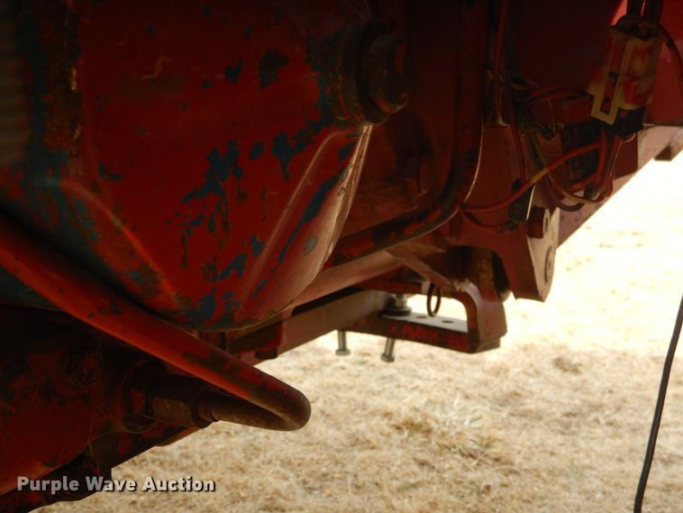 image for item DJ3017 1975 International 674 tractor