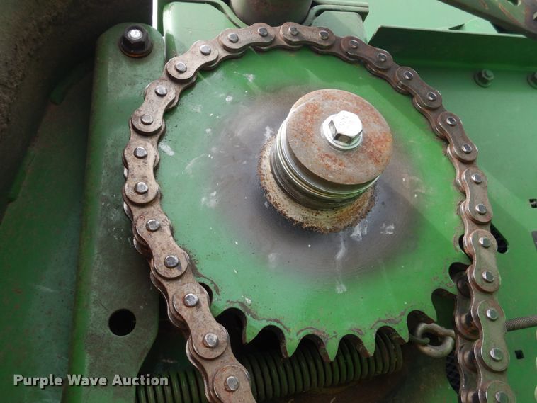 image for item DJ3018 2011 John Deere 568 round baler