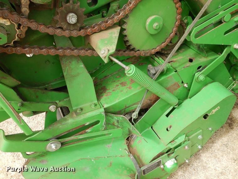 image for item DJ3018 2011 John Deere 568 round baler