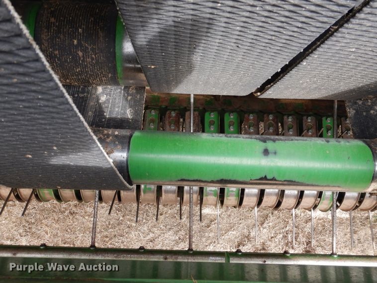 image for item DJ3018 2011 John Deere 568 round baler