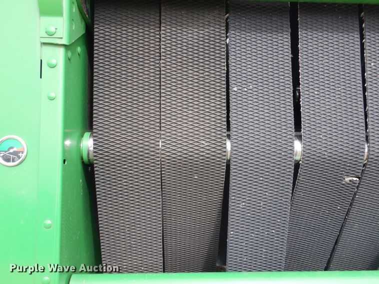image for item DJ3018 2011 John Deere 568 round baler