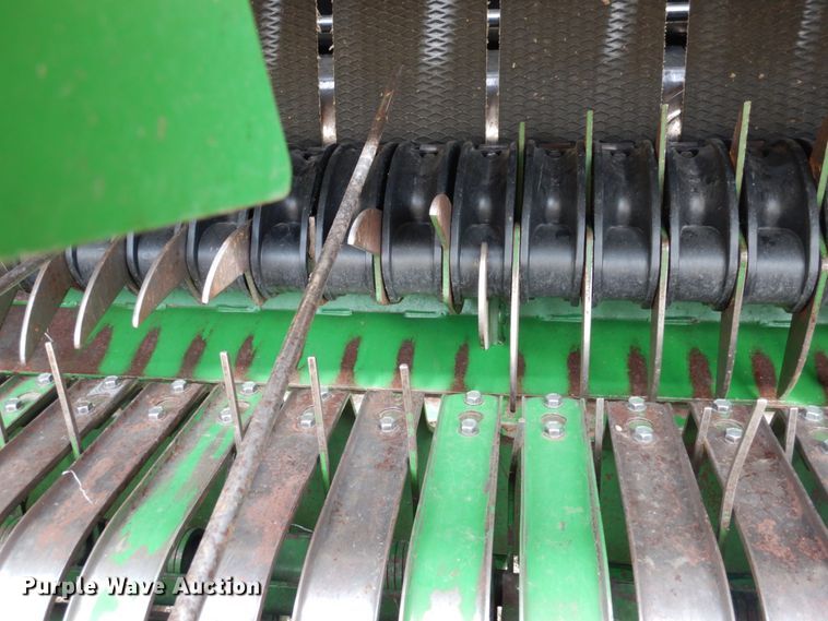 image for item DJ3018 2011 John Deere 568 round baler