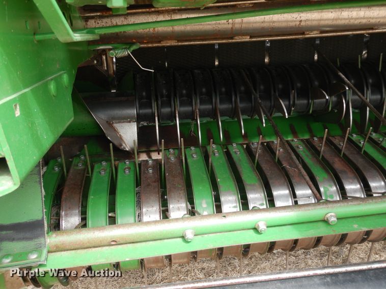 image for item DJ3018 2011 John Deere 568 round baler