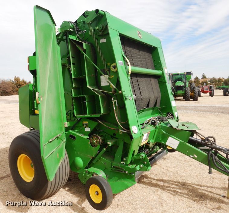image for item DJ3019 2013 John Deere 569 Mega Wide Plus round baler