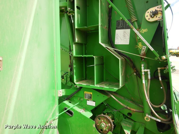 image for item DJ3019 2013 John Deere 569 Mega Wide Plus round baler