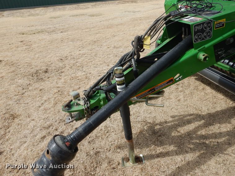 image for item DJ3019 2013 John Deere 569 Mega Wide Plus round baler