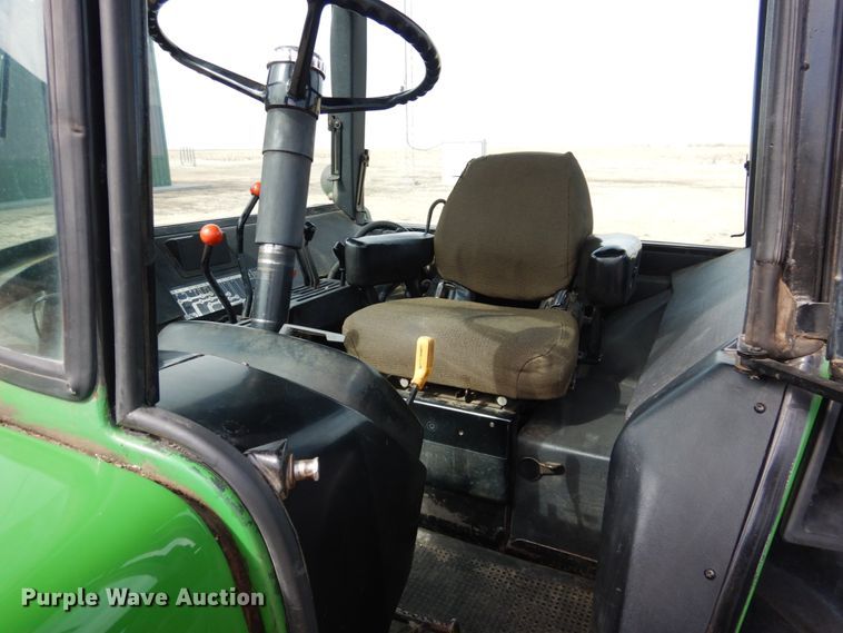 image for item DJ3020 1982 John Deere 4640 tractor