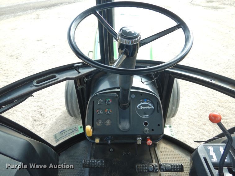 image for item DJ3020 1982 John Deere 4640 tractor