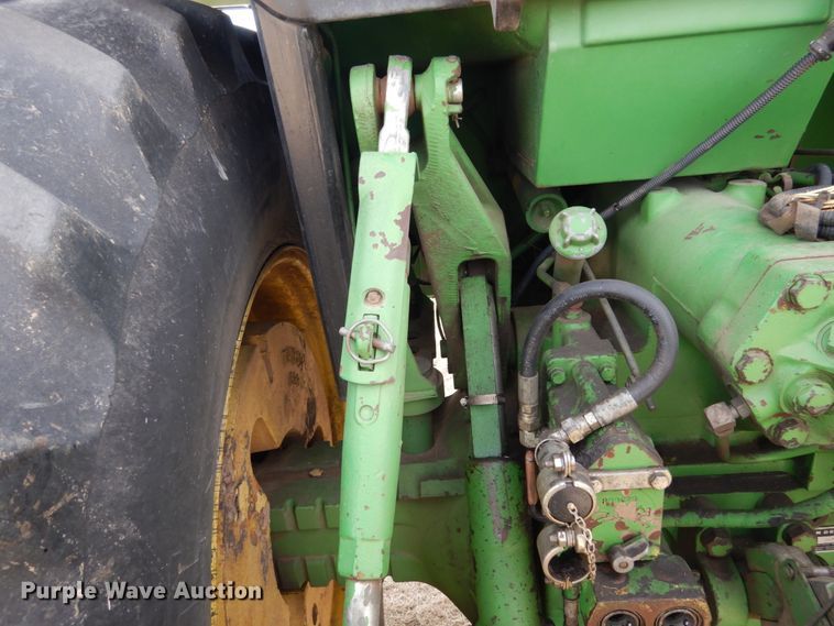 image for item DJ3020 1982 John Deere 4640 tractor