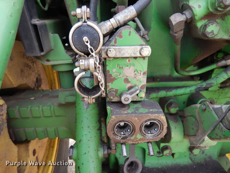 image for item DJ3020 1982 John Deere 4640 tractor