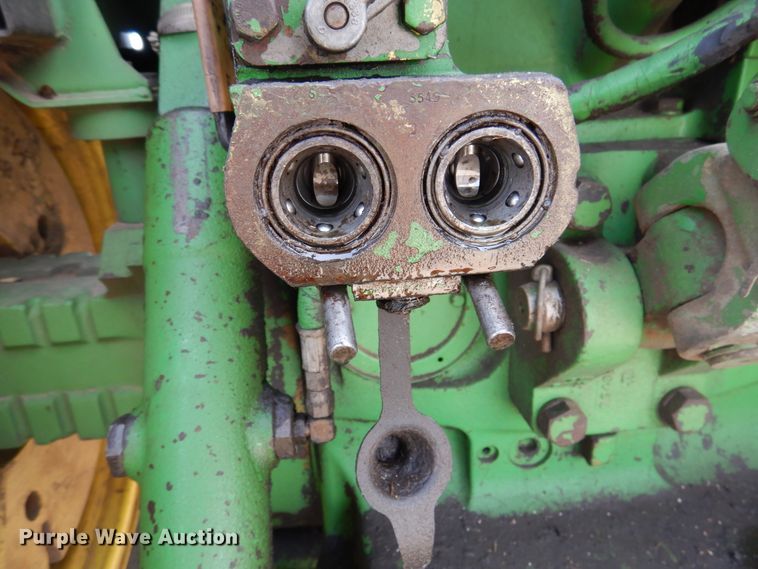 image for item DJ3020 1982 John Deere 4640 tractor