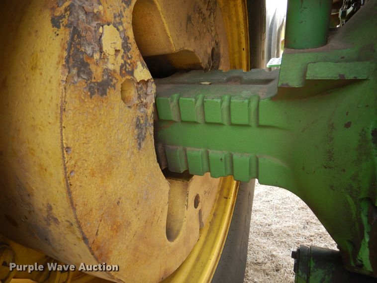 image for item DJ3020 1982 John Deere 4640 tractor