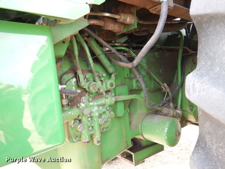 image for item DJ3020 1982 John Deere 4640 tractor