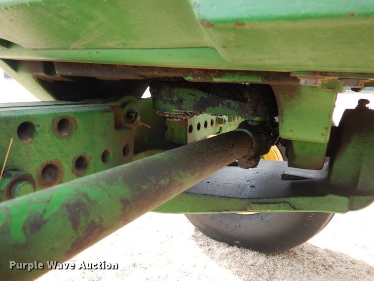 image for item DJ3020 1982 John Deere 4640 tractor