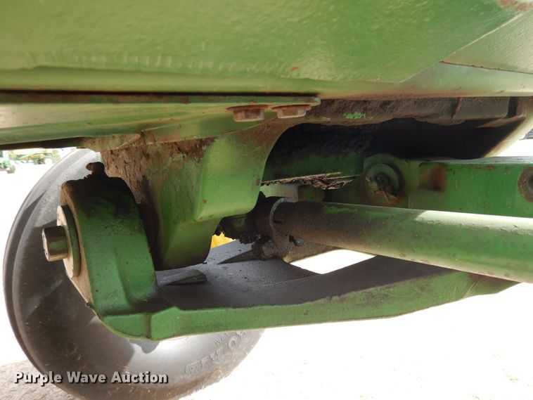 image for item DJ3020 1982 John Deere 4640 tractor