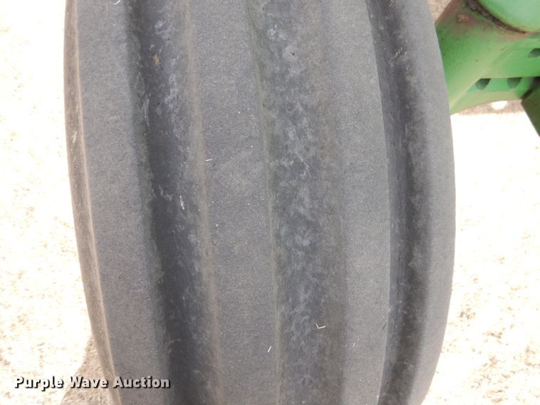 image for item DJ3020 1982 John Deere 4640 tractor