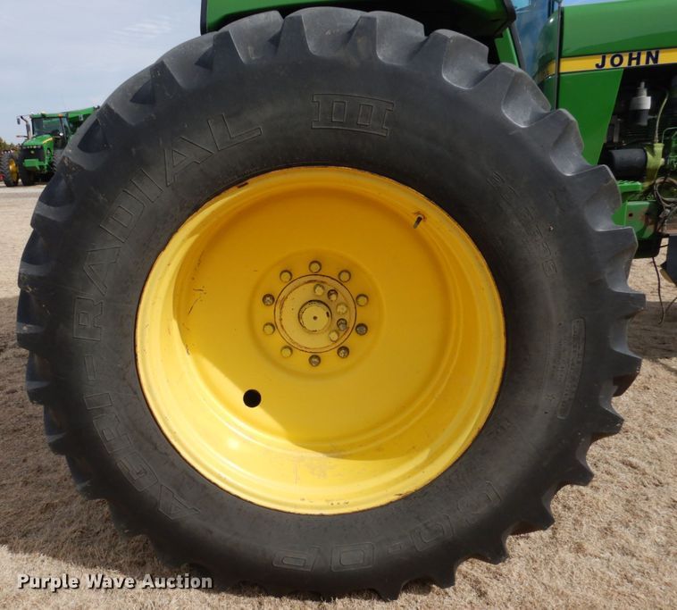 image for item DJ3020 1982 John Deere 4640 tractor