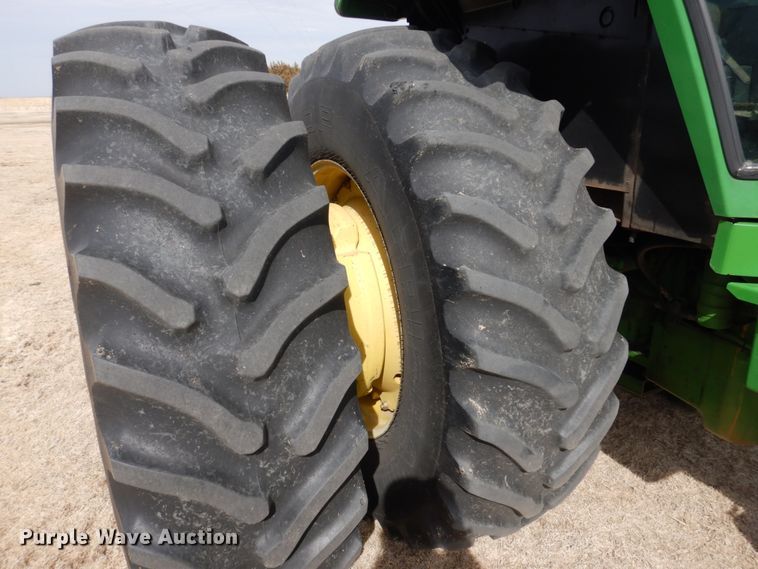 image for item DJ3020 1982 John Deere 4640 tractor