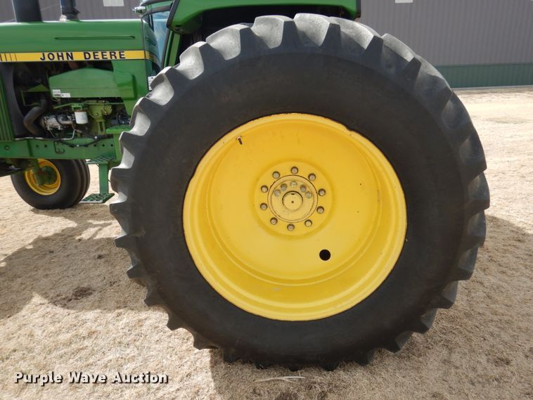 image for item DJ3020 1982 John Deere 4640 tractor
