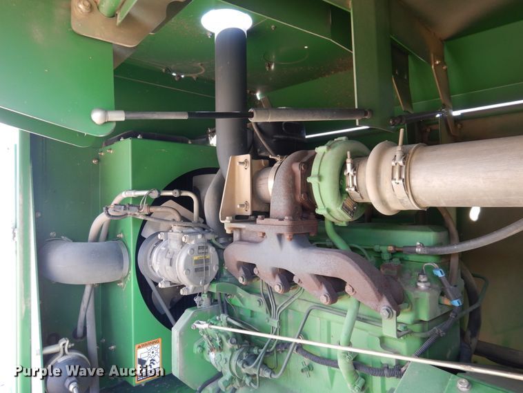 image for item DJ3022 2006 John Deere 4895 windrower