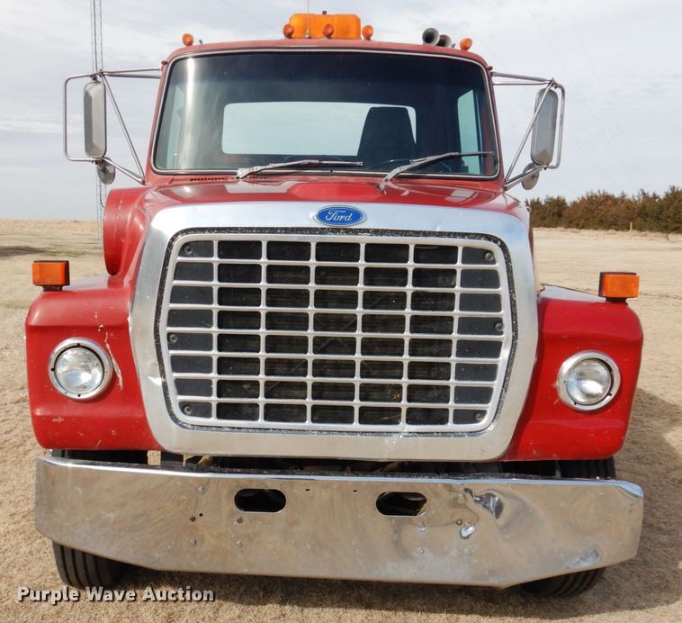 image for item DJ3023 1984 Ford 8000 service truck