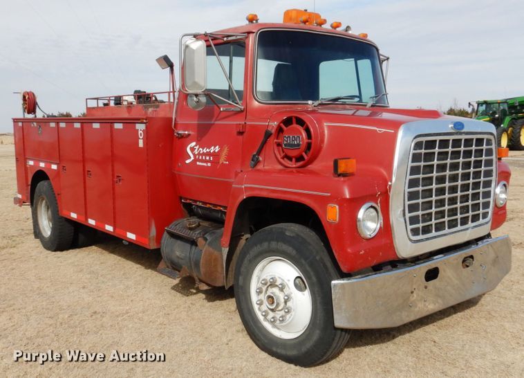 image for item DJ3023 1984 Ford 8000 service truck