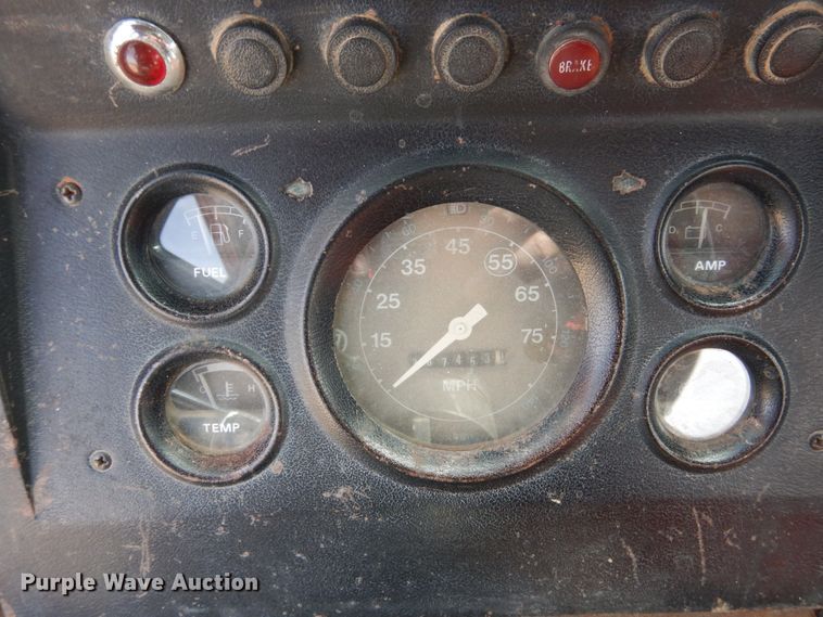 image for item DJ3023 1984 Ford 8000 service truck