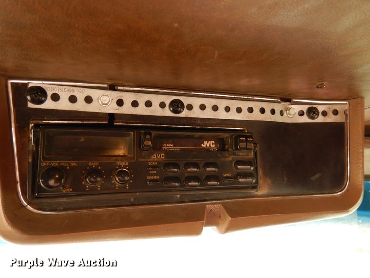 image for item DJ3023 1984 Ford 8000 service truck