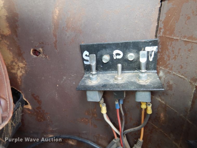 image for item DJ3023 1984 Ford 8000 service truck