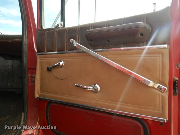 image for item DJ3023 1984 Ford 8000 service truck