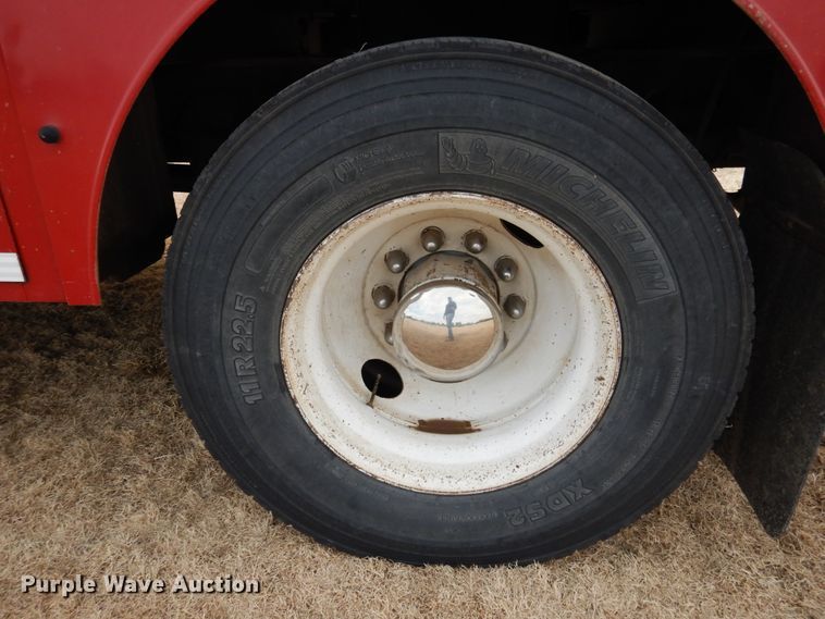 image for item DJ3023 1984 Ford 8000 service truck