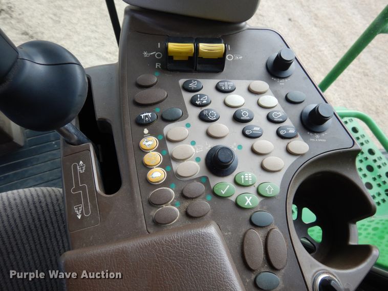 image for item DJ3026 2008 John Deere 9770 STS combine