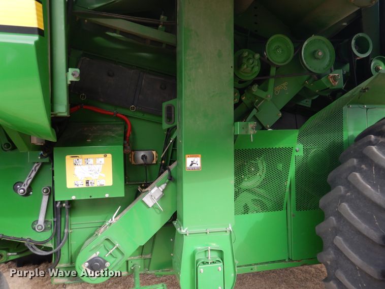 image for item DJ3026 2008 John Deere 9770 STS combine