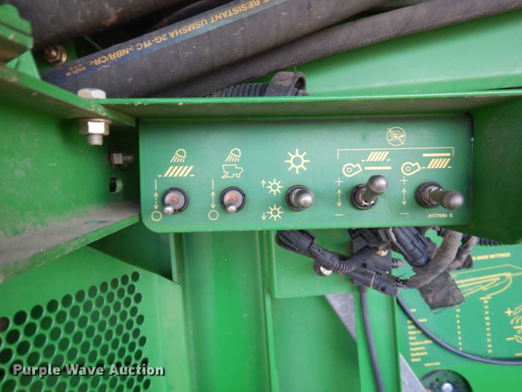 image for item DJ3026 2008 John Deere 9770 STS combine